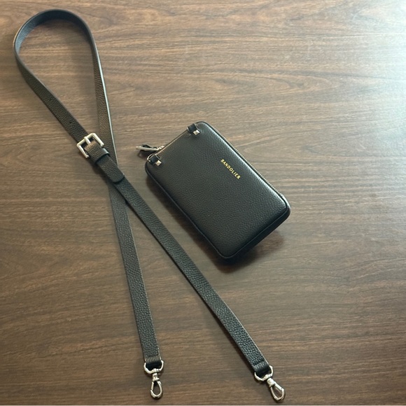 Bandolier Black Leather Expanded Pouch & Strap with Silver Accents - Picture 1 of 13